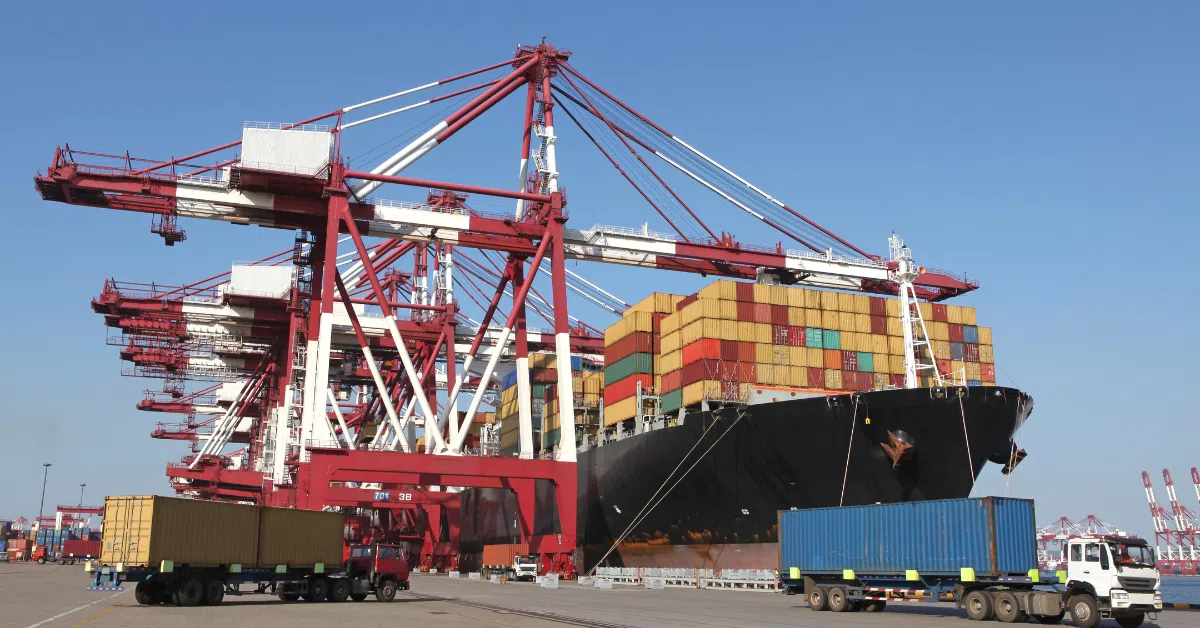 我国口岸码头生长居全球首位